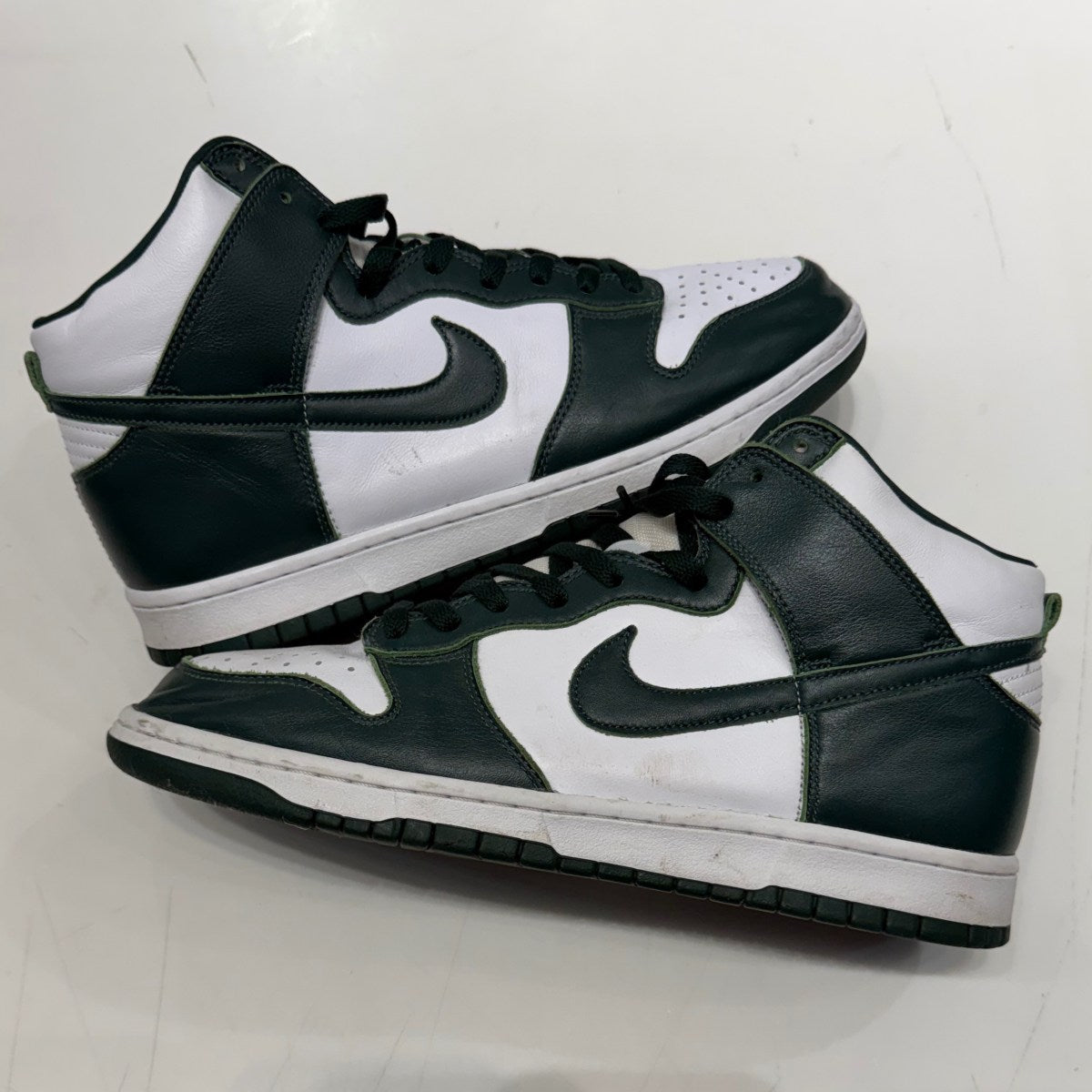 Nike Dunk High Spartan Green Size 11 (Lightly Worn Pre-Owned) - Image 2