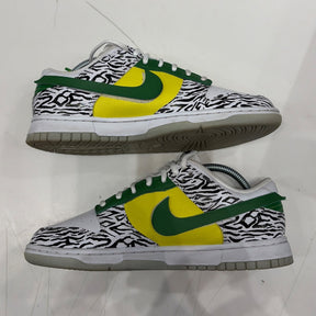 Nike Dunk Low Doernbecher Zoe Size 8.5 (Lightly Worn Pre-Owned) - side