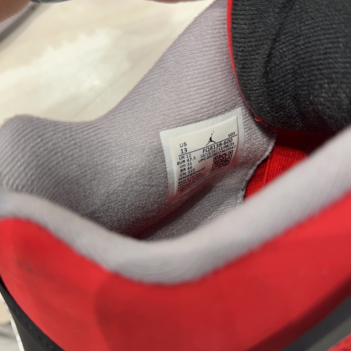 Jordan 4 Retro Toro Bravo (2026) - Image 8
