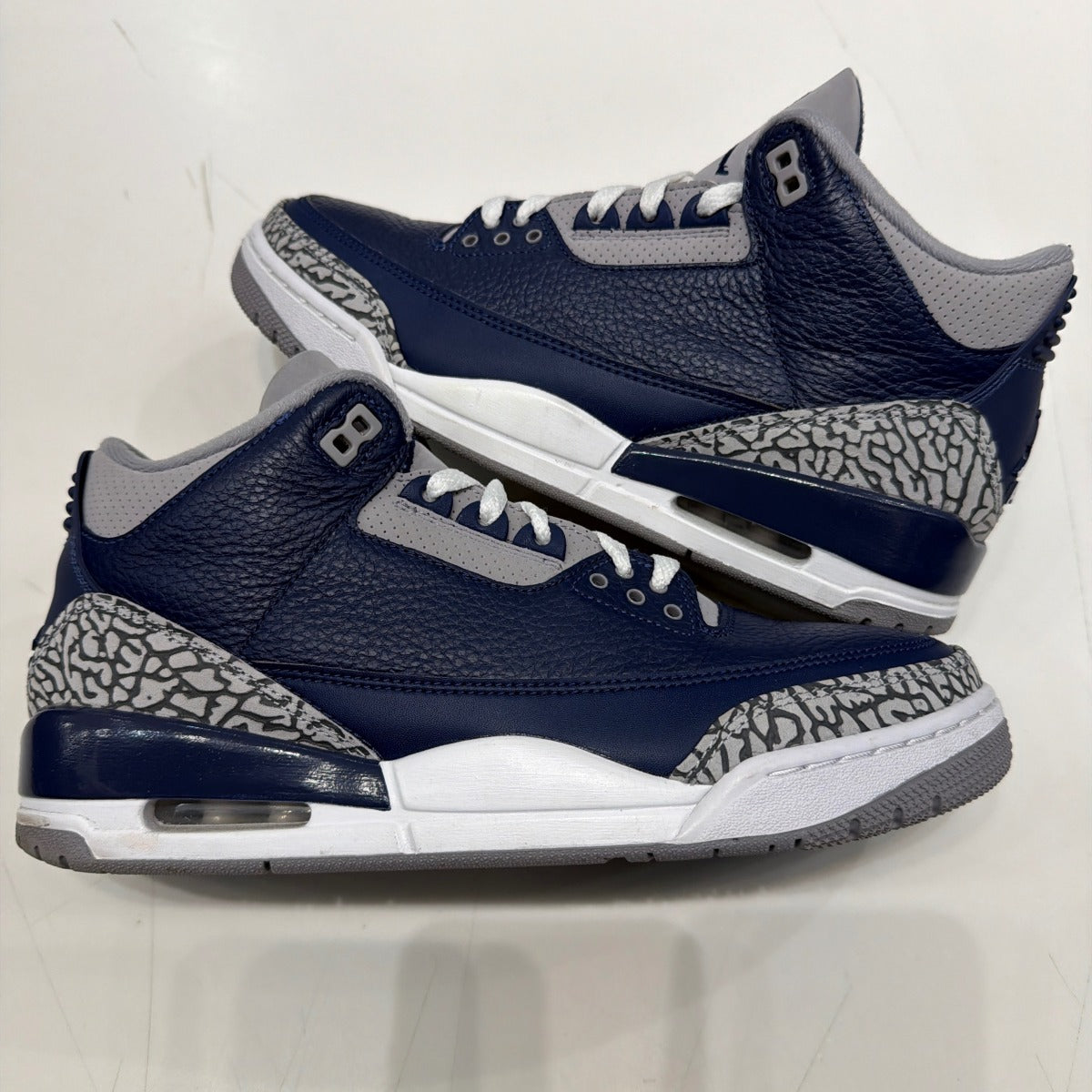 Jordan 3 Retro Georgetown (2021) Size 9.5 (Moderately Worn Pre-Owned) - Image 2