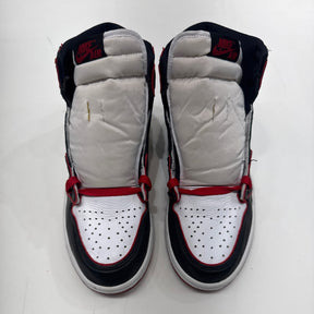 Jordan 1 Retro High Bloodline Size 8 (Moderately Worn Pre-Owned) - Image 4