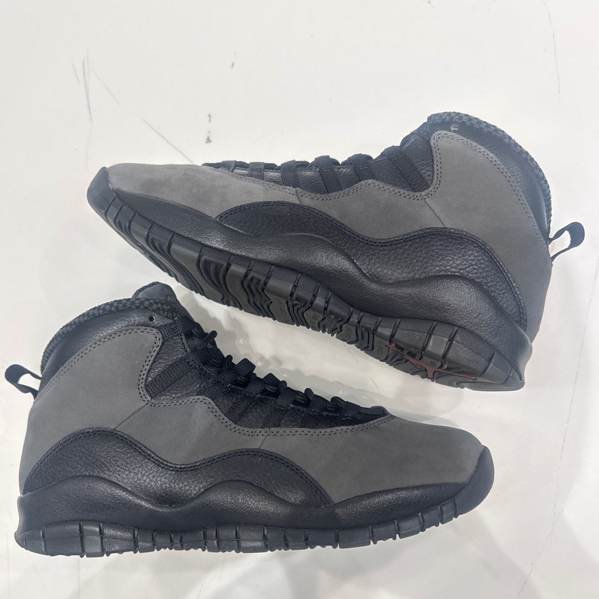 Jordan 10 Retro Shadow (2025) Size 9.5 (VNDS Pre-Owned) - Image 2