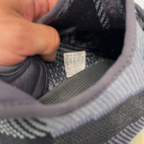 adidas Yeezy Boost 350 V2 Carbon Size 10.5 (Moderately Worn Pre-Owned) - Image 7