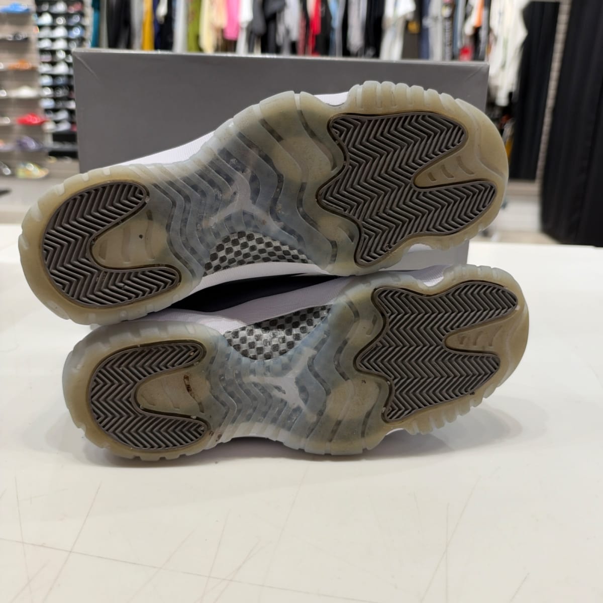 Jordan 11 Retro Cool Grey (2021) Size 9 (Lightly Worn Pre-Owned) - sole