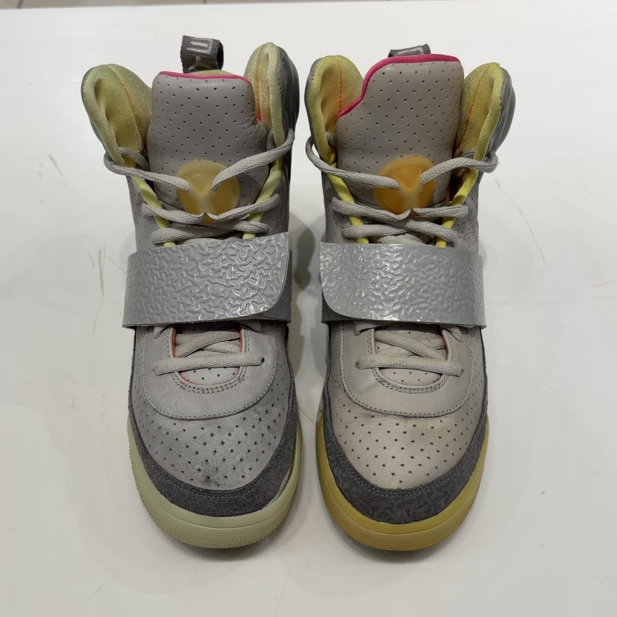 Nike Air Yeezy 1 Zen Grey Size 11.5 (Heavily Worn Pre-Owned) - aux