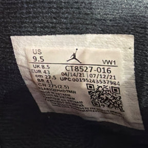 Jordan 4 Retro Red Thunder Size 9.5 (Moderately Worn Pre-Owned) - box