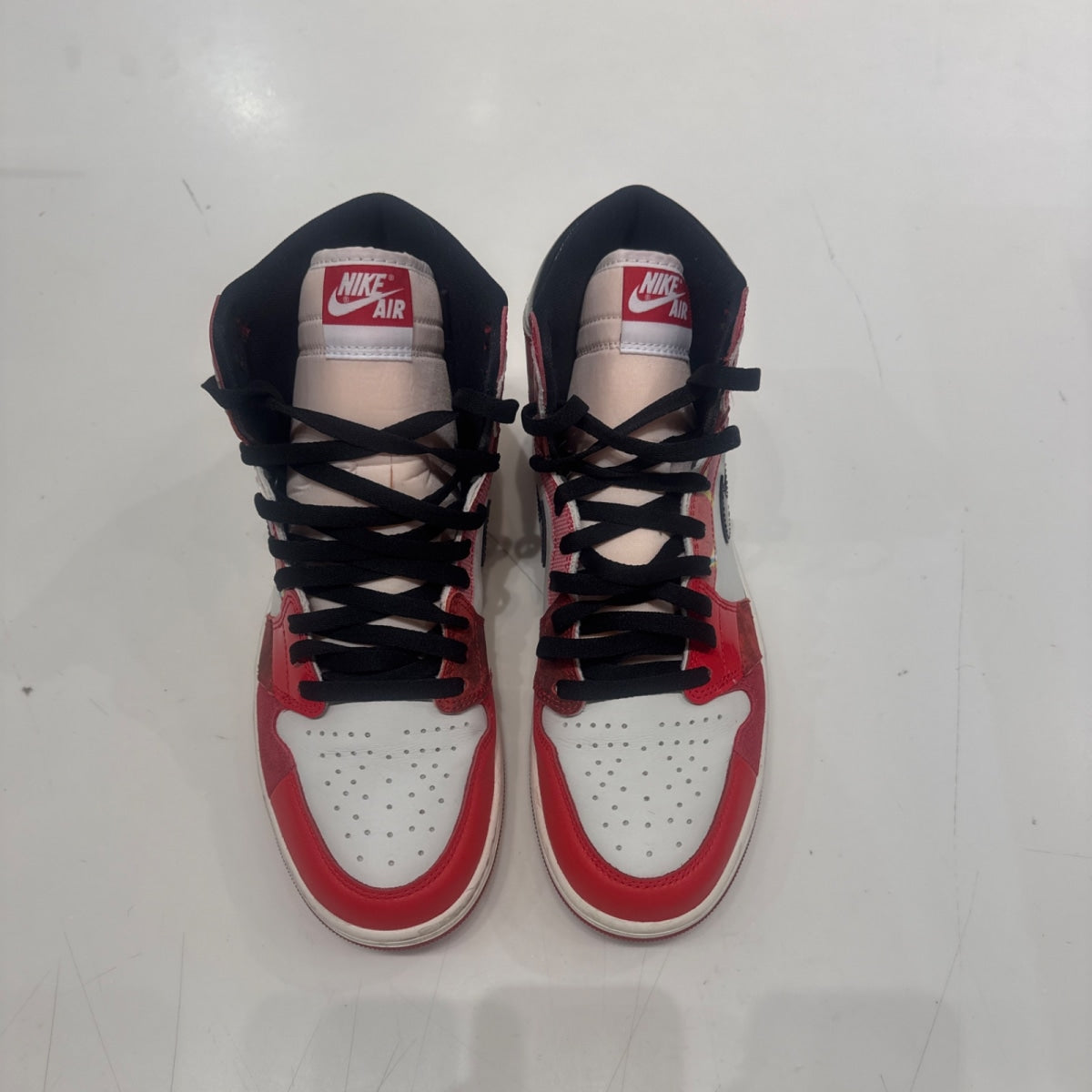 Jordan 1 Retro High OG Spider-Man Across the Spider-Verse - Image 4