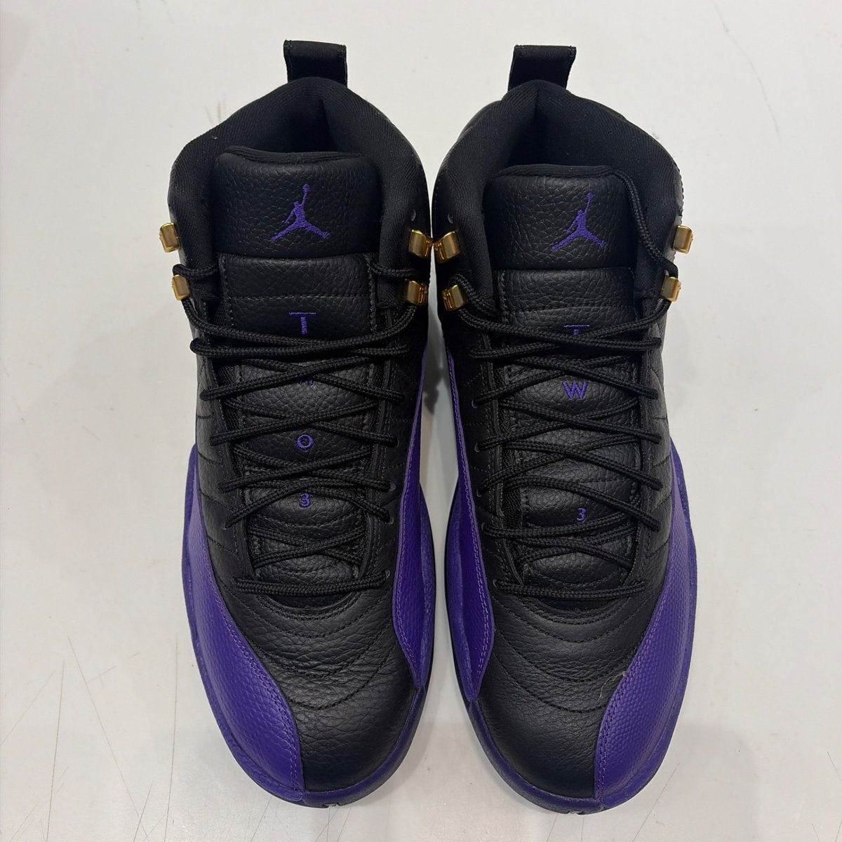 Jordan 12 Retro Field Purple Size 10.5 (Moderately Worn Pre-Owned) - tag