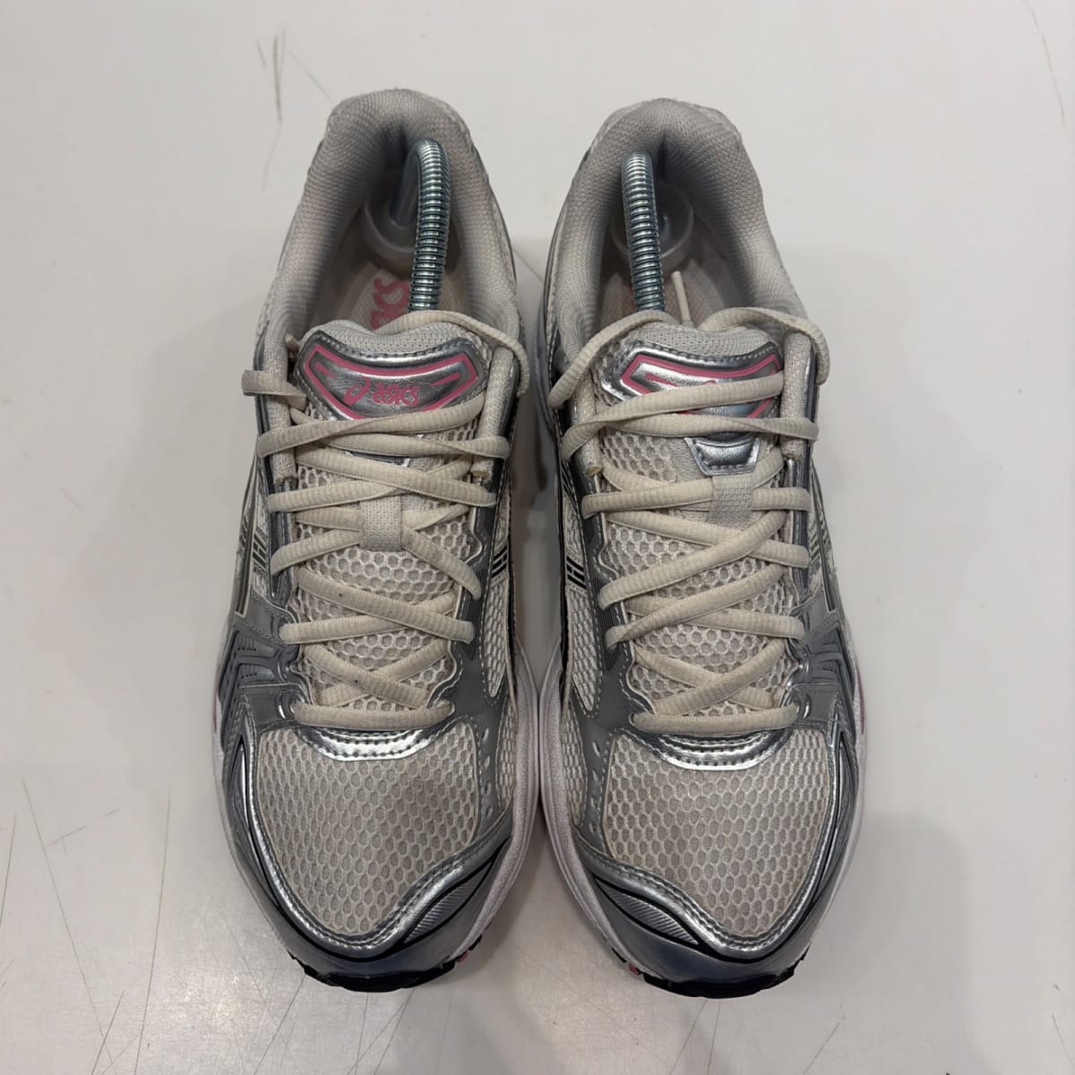 ASICS GEL-Kayano 14 Cream Sweet Pink Size 8 (Lightly Worn Pre-Owned) - sole