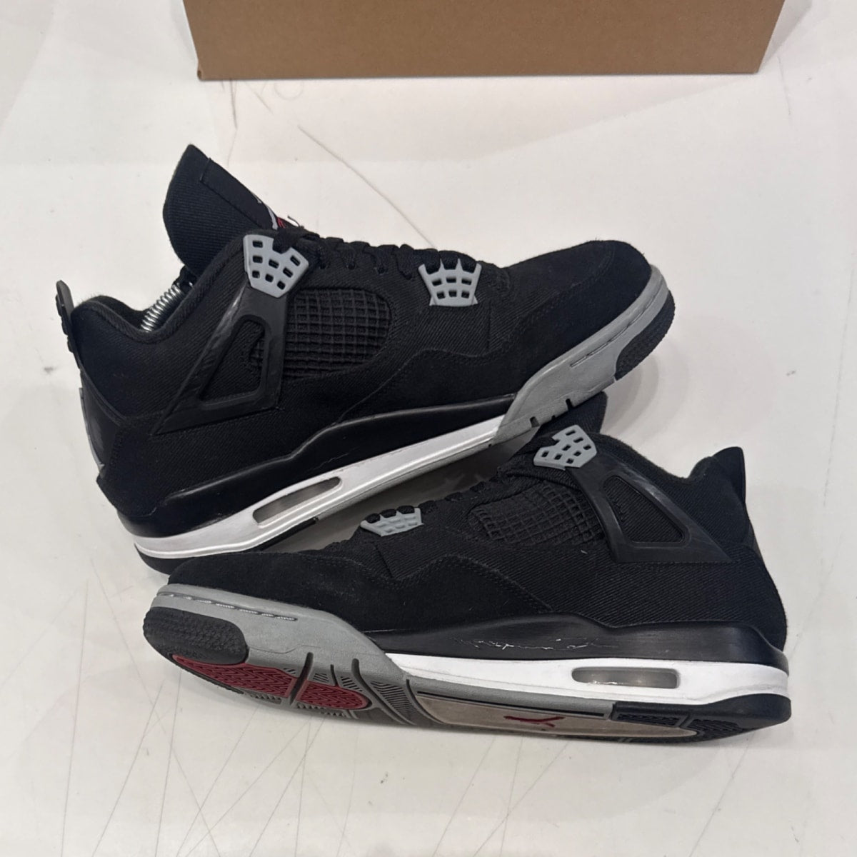 Jordan 4 Retro SE Black Canvas Size 9.5 (Moderately Worn Pre-Owned) - Image 4