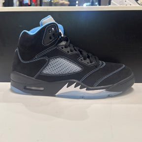 Jordan 5 Retro Black University Blue (2026) - Image 1