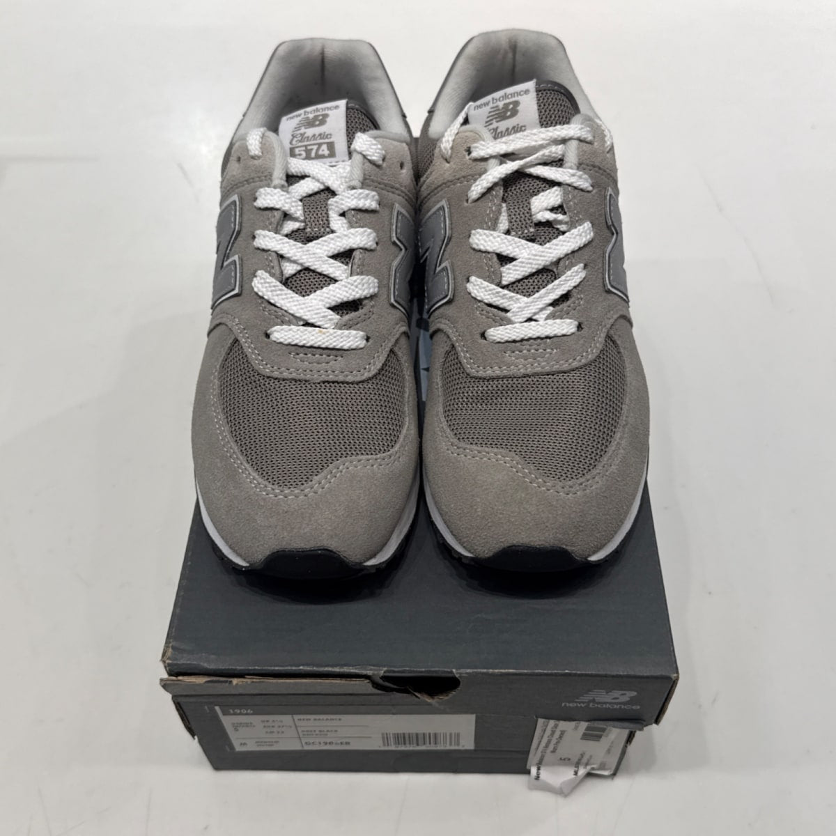 New Balance 574 Nimbus Cloud Size 5 (Lightly Worn Pre-Owned) - Image 4