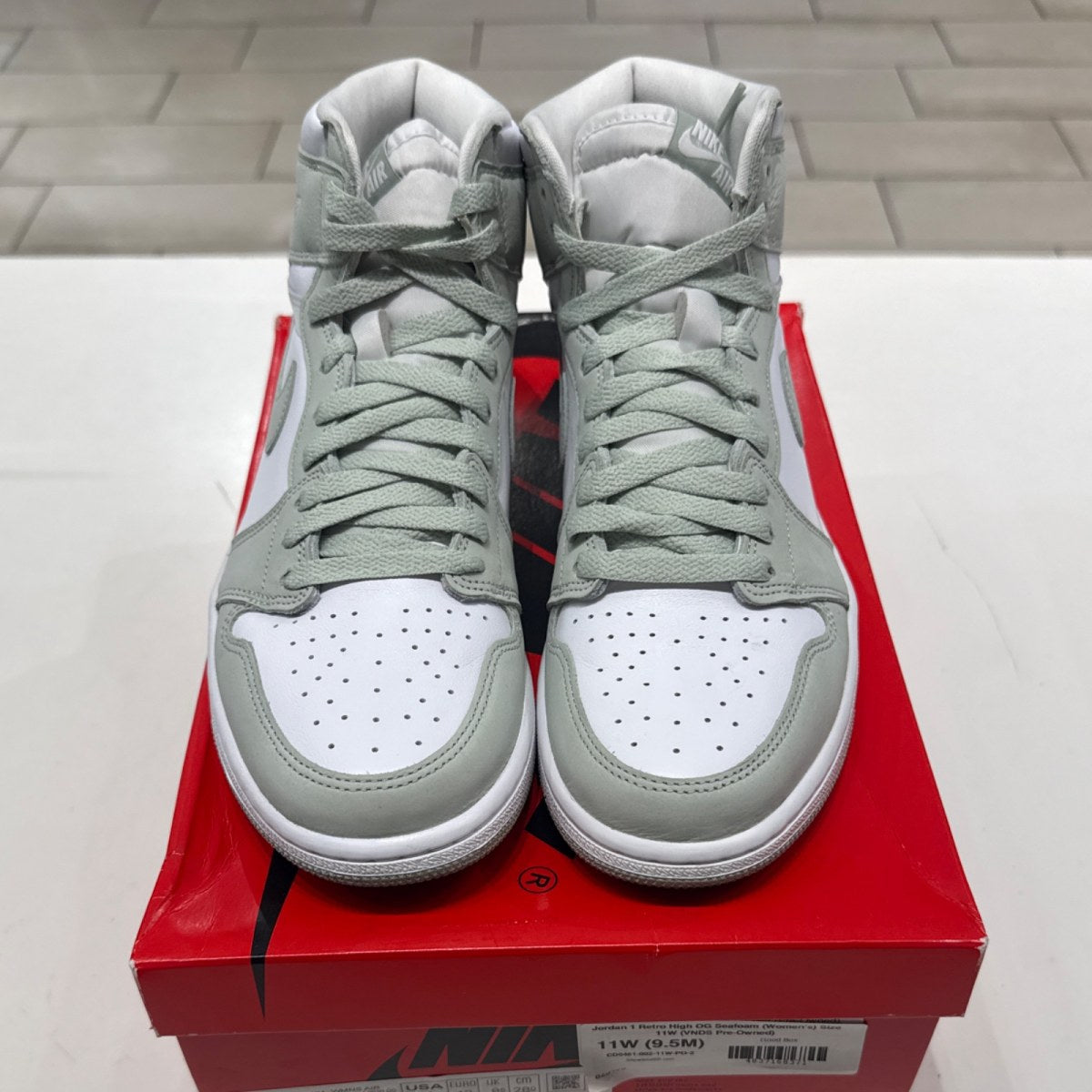 Jordan 1 Retro High OG Seafoam (Women's) Size 11W (VNDS Pre-Owned) - Image 4