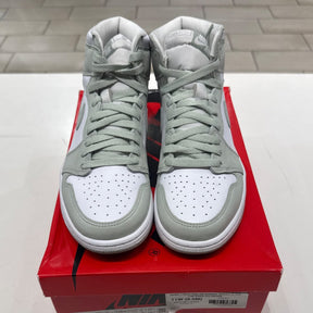 Jordan 1 Retro High OG Seafoam (Women's) Size 11W (VNDS Pre-Owned) - Image 4