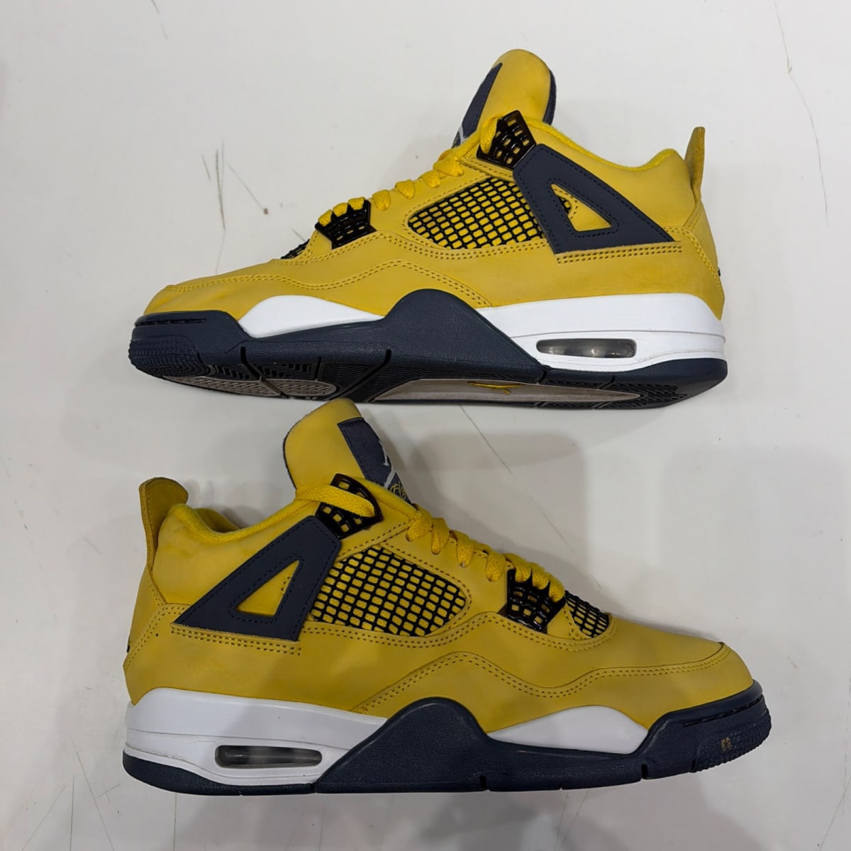 Jordan 4 Retro Lightning (2021) Size 9.5 (Moderately Worn Pre-Owned)