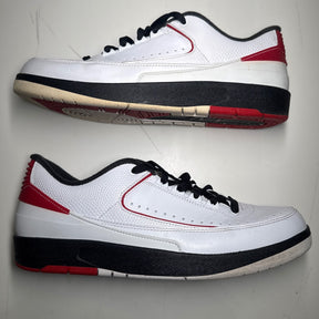 Jordan 2 Retro Low Chicago (2016) Size 11 (Lightly Worn Pre-Owned) - Image 2