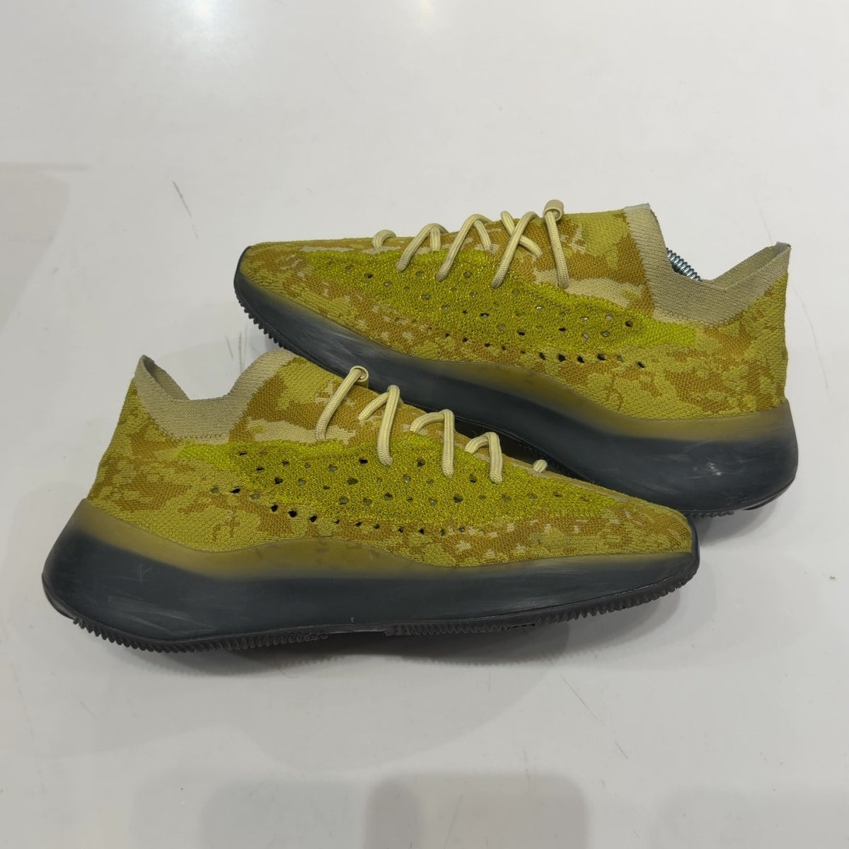 adidas Yeezy Boost 380 Hylte Size 10 (Lightly Worn Pre-Owned) - Image 3