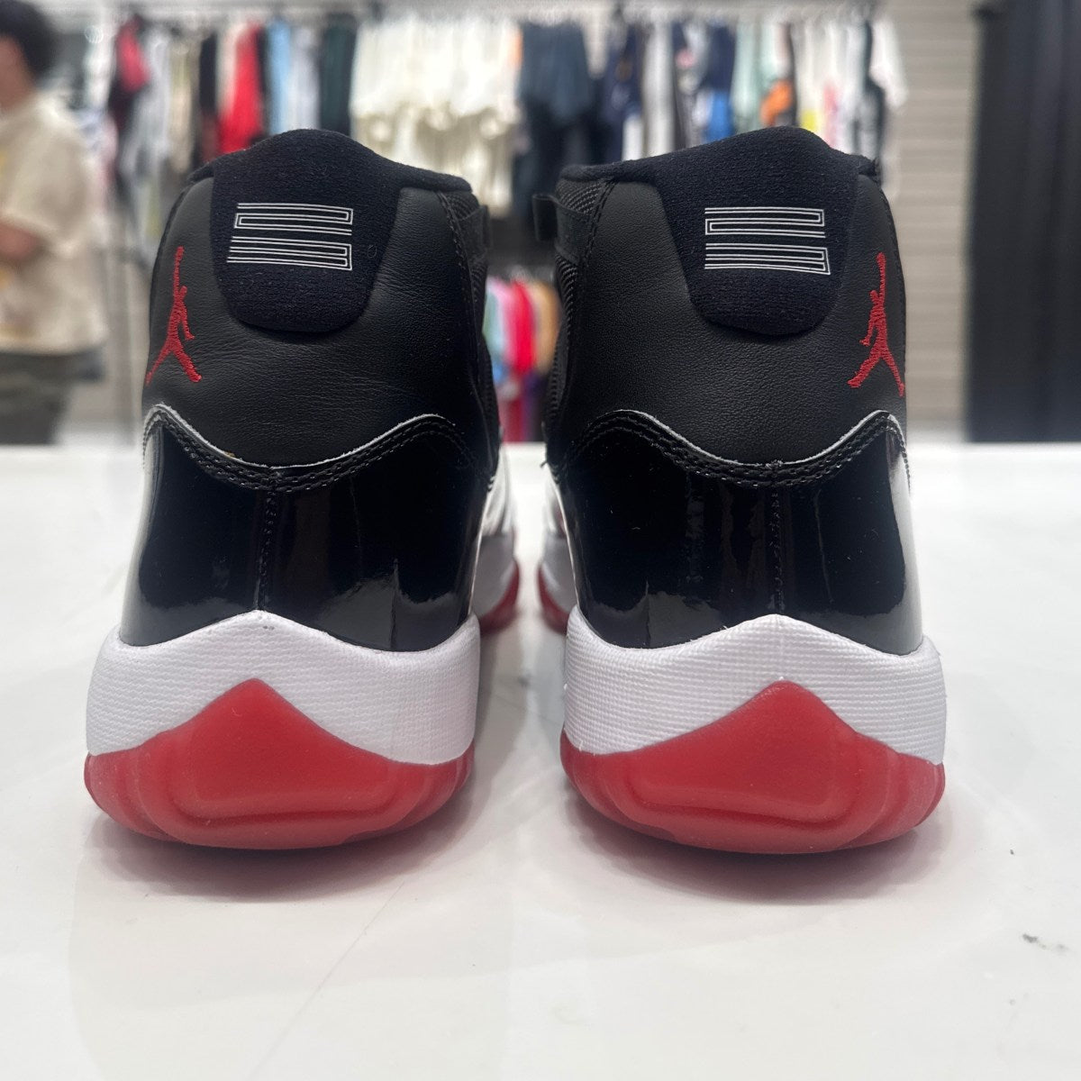 Jordan 11 Retro Playoffs Bred (2019) Size 8 (VNDS Pre-Owned) - Image 5