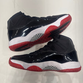 Jordan 11 Retro Playoffs Bred (2019) Size 8 (VNDS Pre-Owned) - Image 3