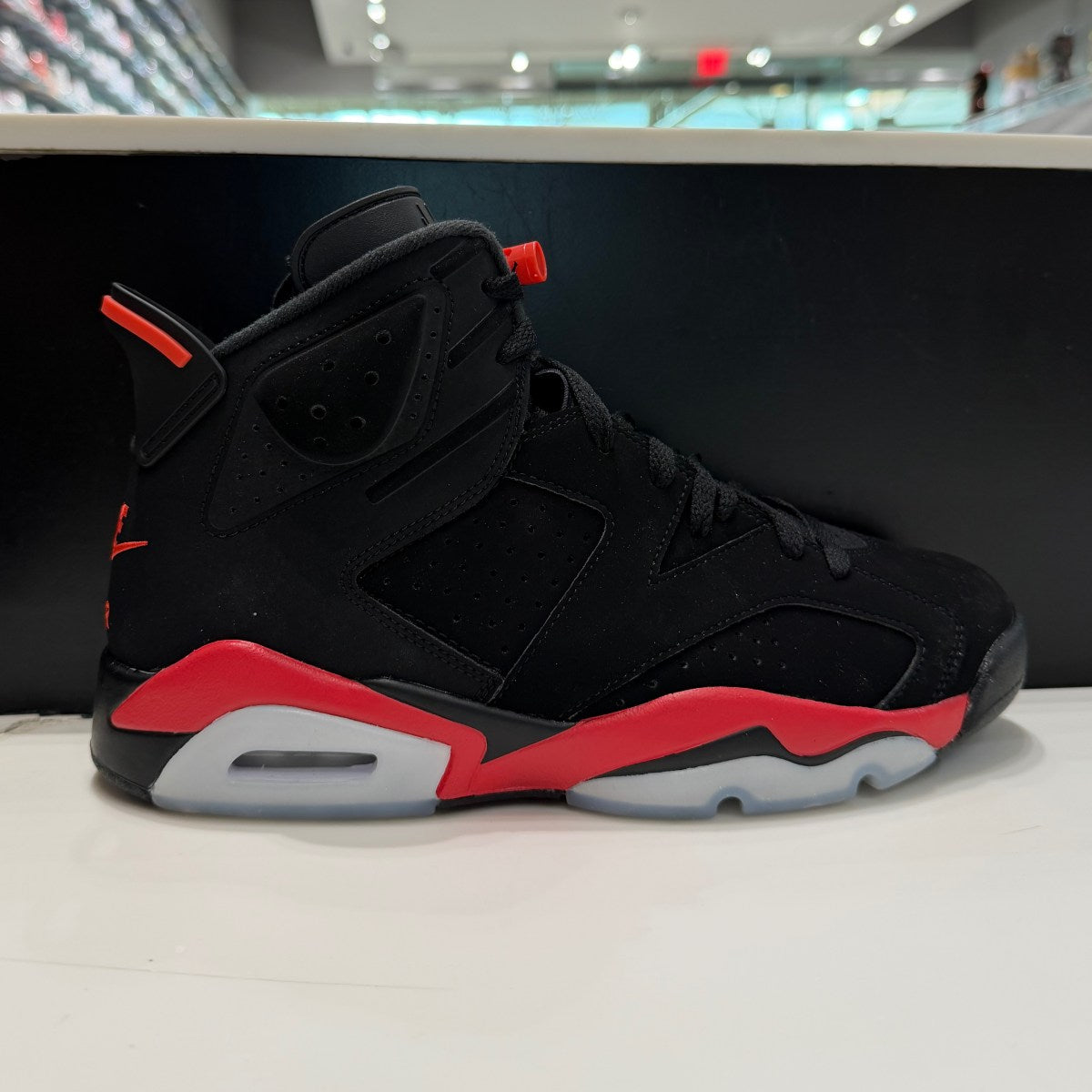 Jordan 6 Retro Infrared Salesman Size 9 (VNDS Pre-Owned) - Image 8