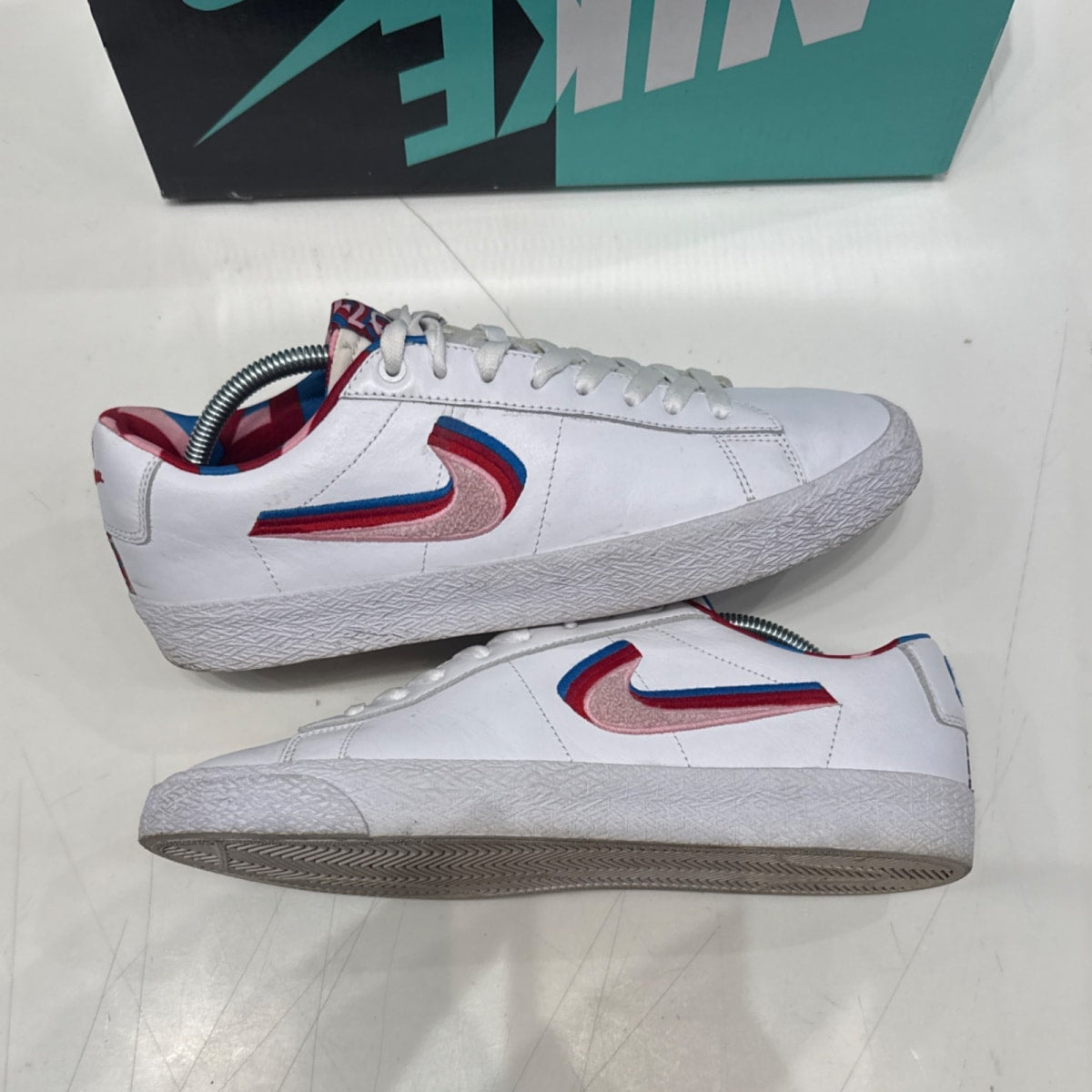 Nike SB Blazer Low Parra Size 10 (Lightly Worn Pre-Owned) - Image 2