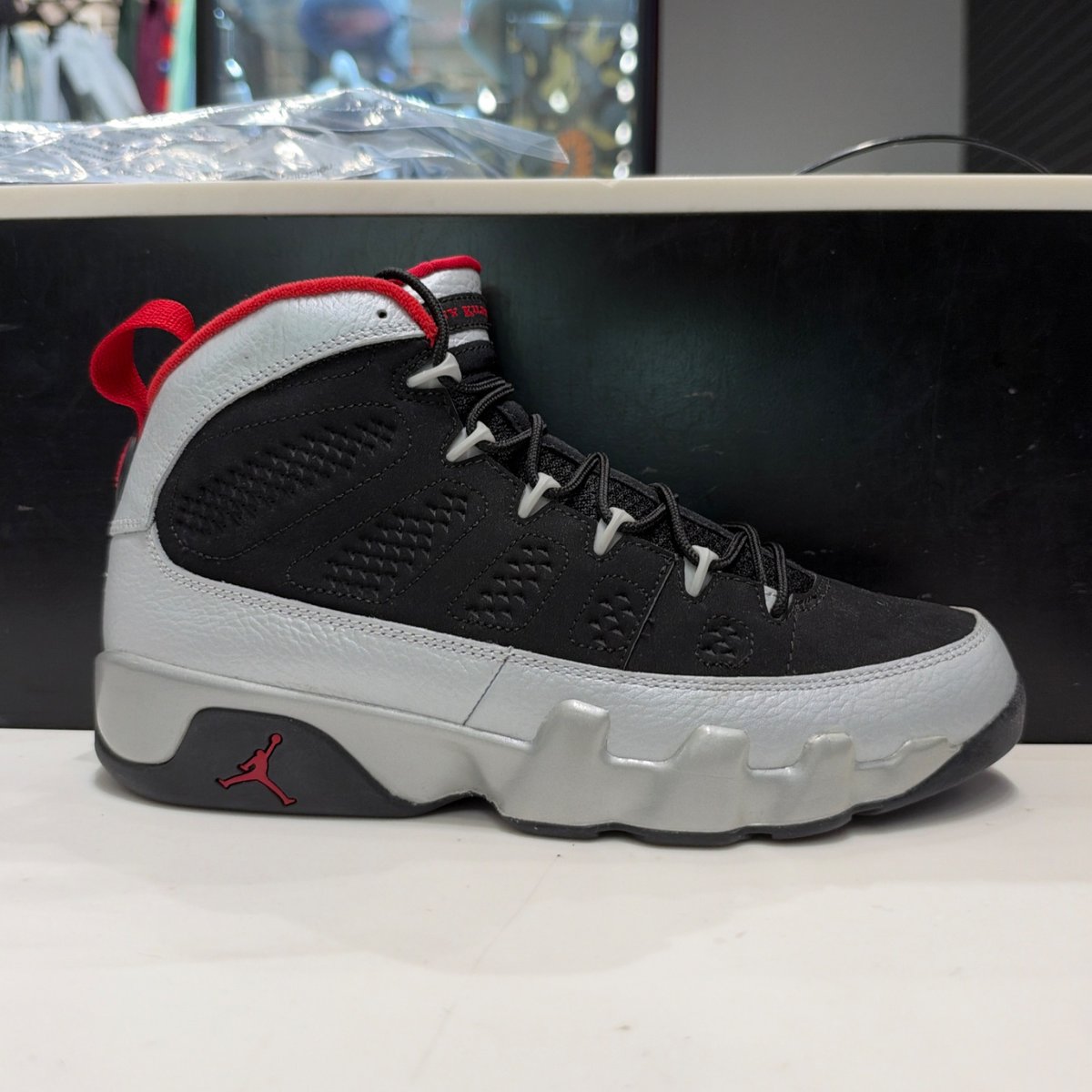 Jordan 9 Retro Johnny Kilroy Size 9.5 (Lightly Worn Pre-Owned) - front
