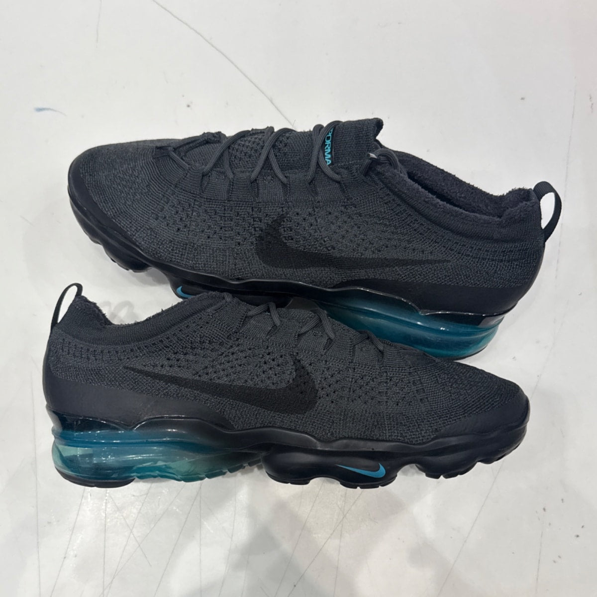 Nike Air VaporMax 2023 Flyknit Dark Smoke Grey Dusty Cactus Size 12 (VNDS Pre-Owned) - Image 2
