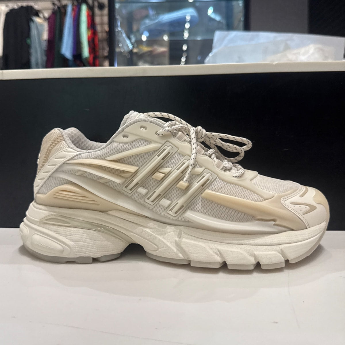 adidas Adistar Jellyfish Pharrell Williams White Size 10.5 (Lightly Worn Pre-Owned)