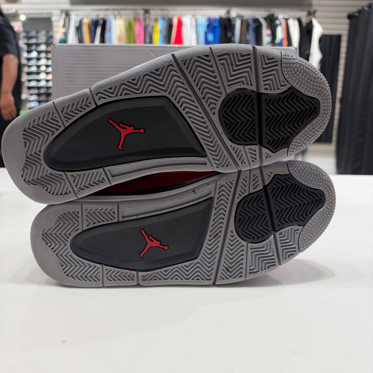 Jordan 4 Retro Toro Bravo (2026) Size 8.5 (Lightly Worn Pre-Owned) - sole