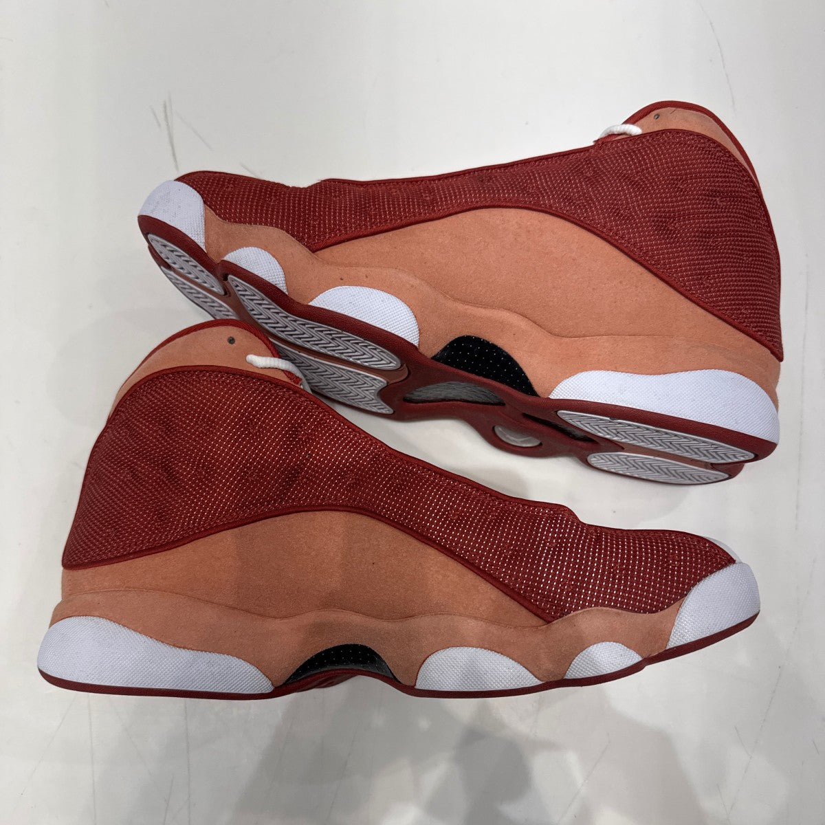 Jordan 13 Retro Dune Red Size 13 (VNDS Pre-Owned) - Image 3