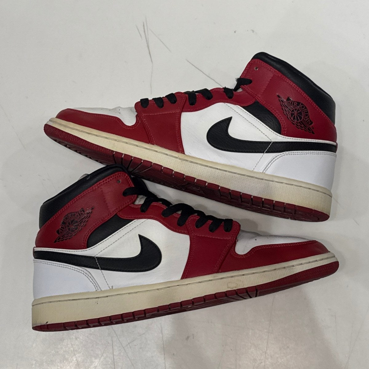 Jordan 1 Mid Chicago (2020) Size 10.5 (Lightly Worn Pre-Owned) - Image 1