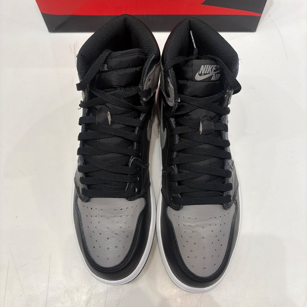 Jordan 1 Retro High Shadow (2018) Size 10.5 (Lightly Worn Pre-Owned) - tag