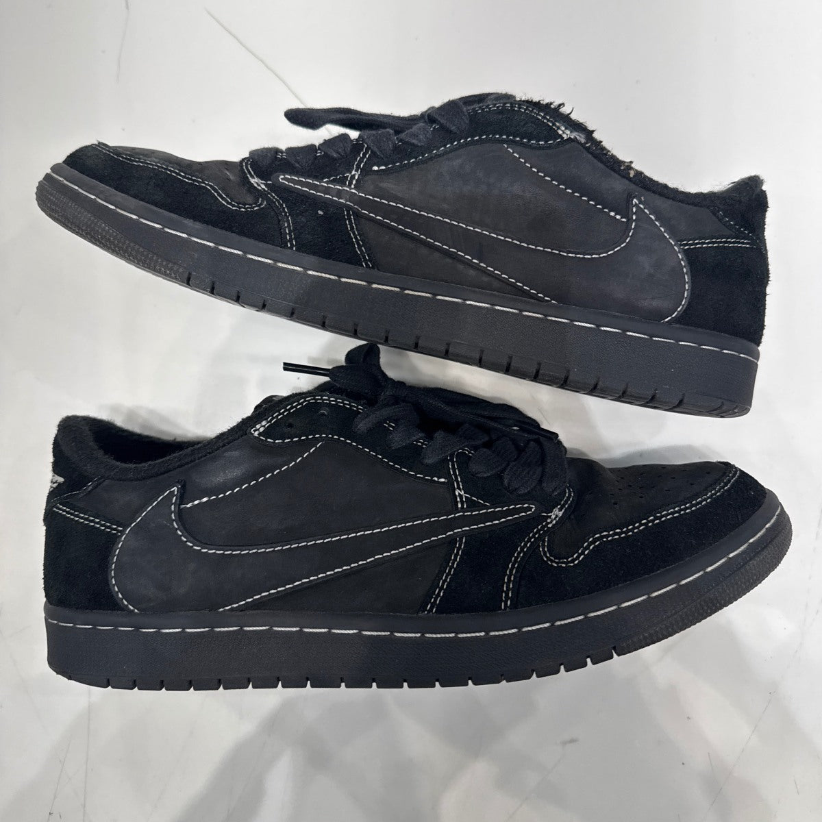 Jordan 1 Retro Low OG SP Travis Scott Black Phantom Size 10.5 (Moderately Worn Pre-Owned) - Image 2
