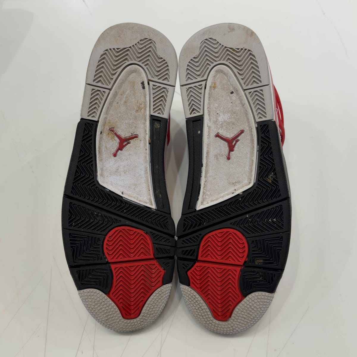 Jordan 4 Retro Red Cement Size 10 (Moderately Worn Pre-Owned)