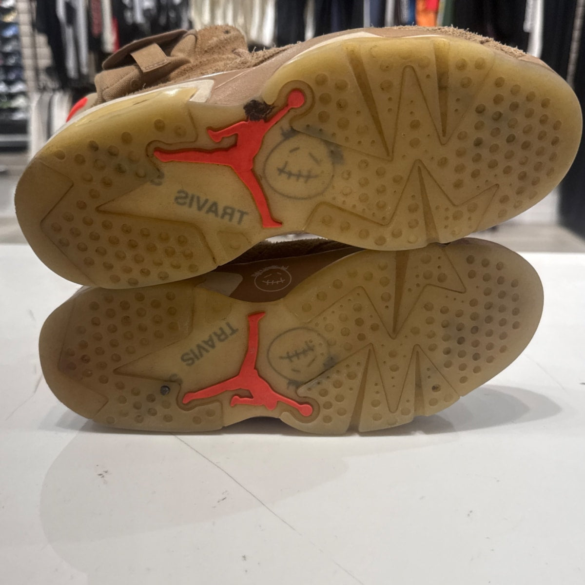 Jordan 6 Retro Travis Scott British Khaki Size 7 (Lightly Worn Pre-Owned) - Image 4