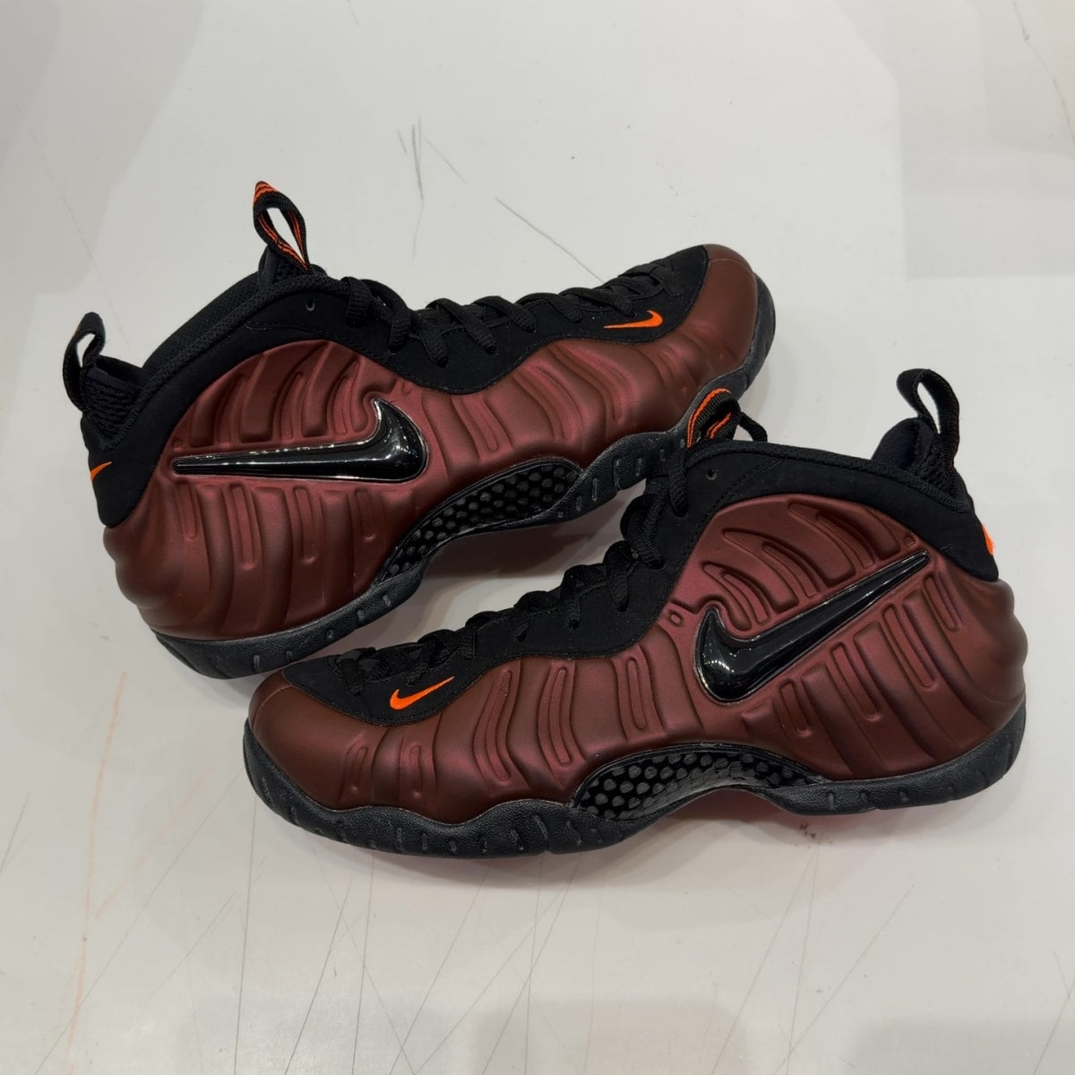 Nike Air Foamposite Pro Color Shift Size 10 (Lightly Worn Pre-Owned) - back