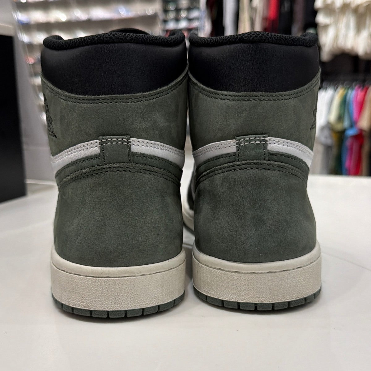 Jordan 1 Retro High Clay Green Size 11.5 (Moderately Worn Pre-Owned) - Image 5