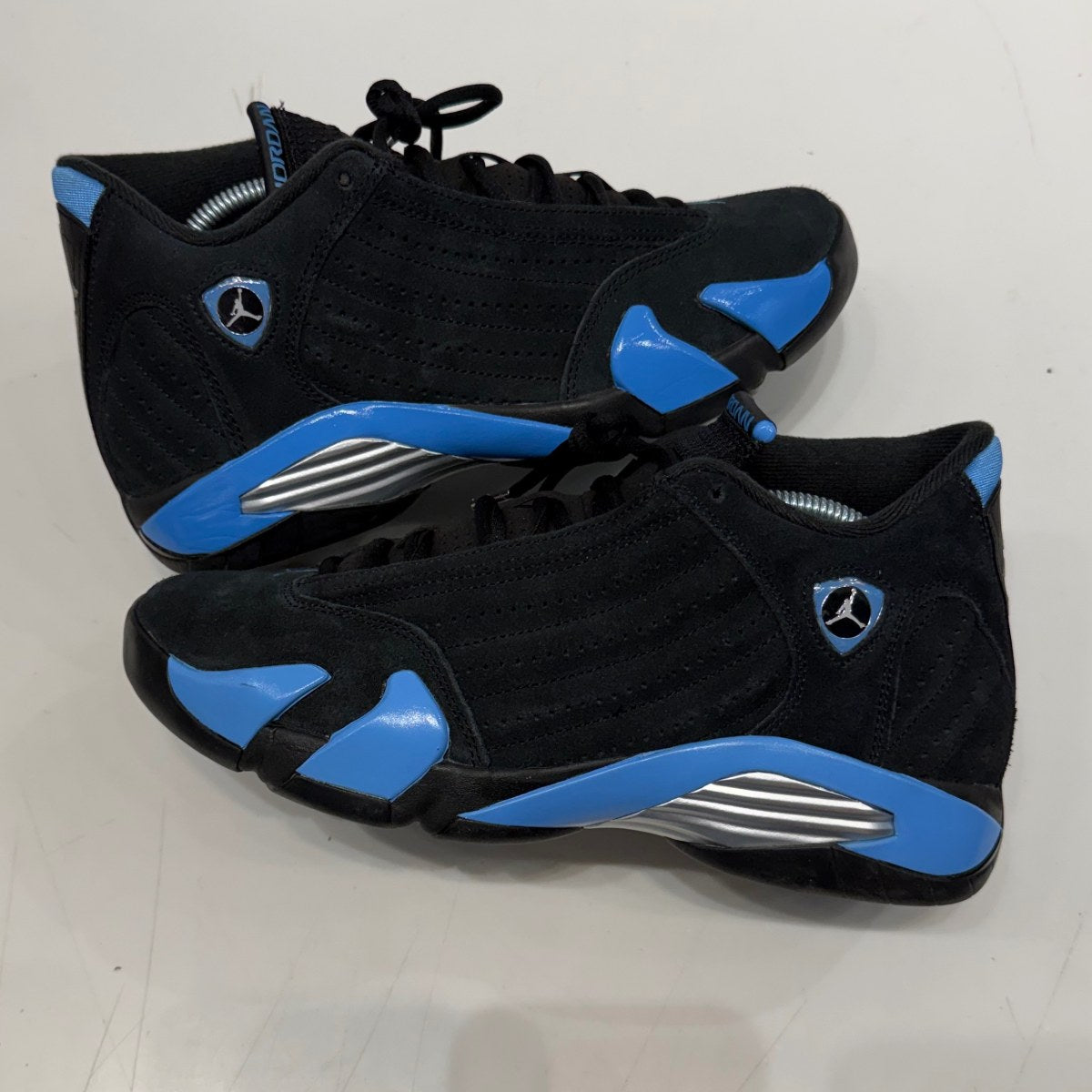 Jordan 14 Retro Black University Blue (2026) Size 8.5 (VNDS Pre-Owned) - Image 2