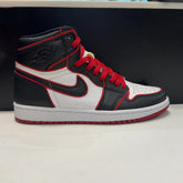 Jordan 1 Retro High Bloodline Size 8 (Tried On Pre-Owned) - front