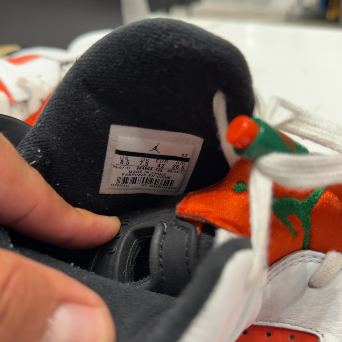 Jordan 6 Retro Gatorade Like Mike White Size 8.5 (Lightly Worn Pre-Owned) - Image 7