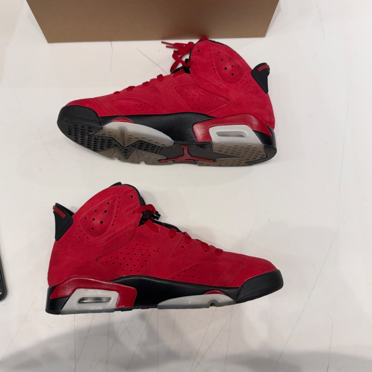Jordan 6 Retro Toro Bravo Size 10 (Moderately Worn Pre-Owned) - Image 3