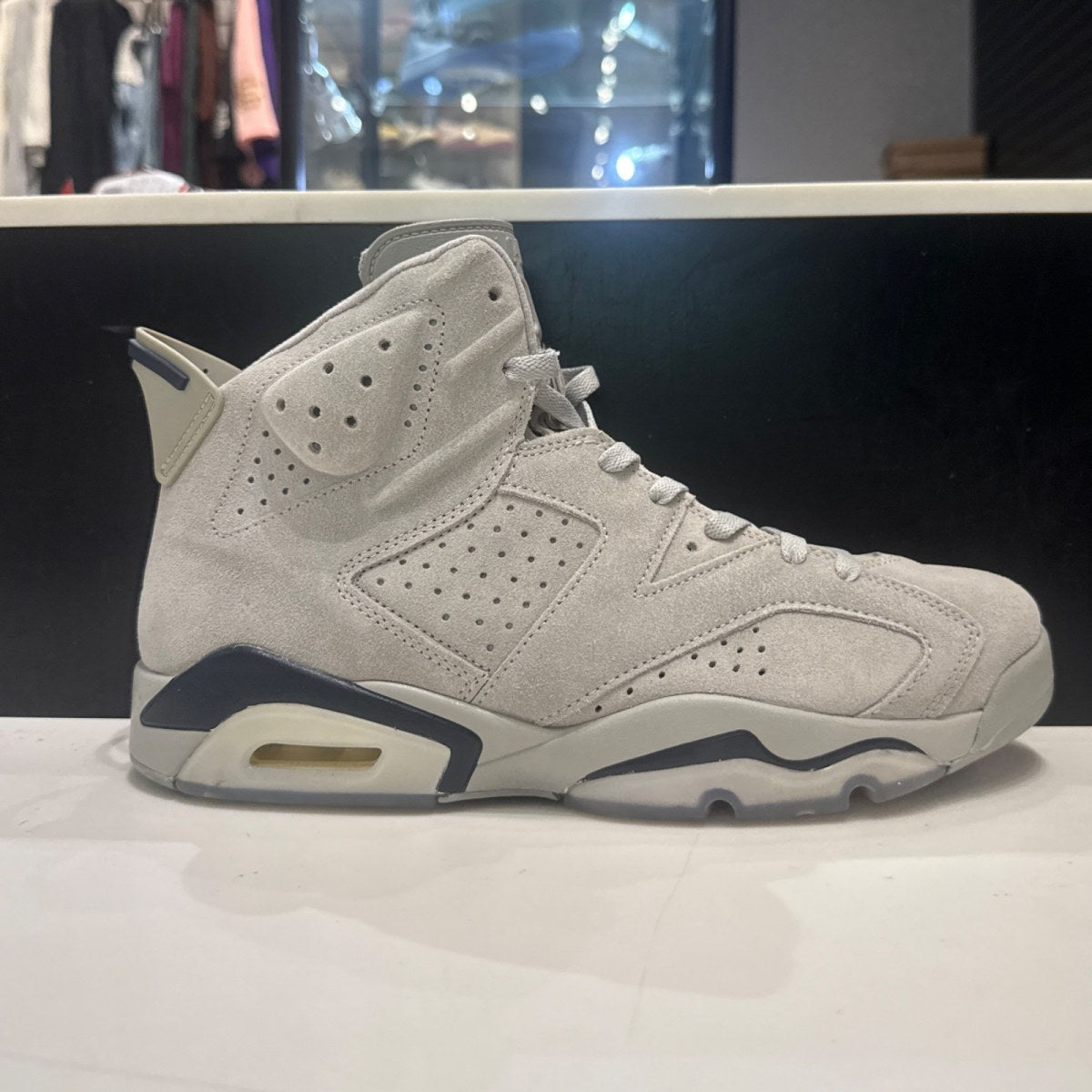Jordan 6 Retro Georgetown (2022) Size 10.5 (Lightly Worn Pre-Owned) - Image 1