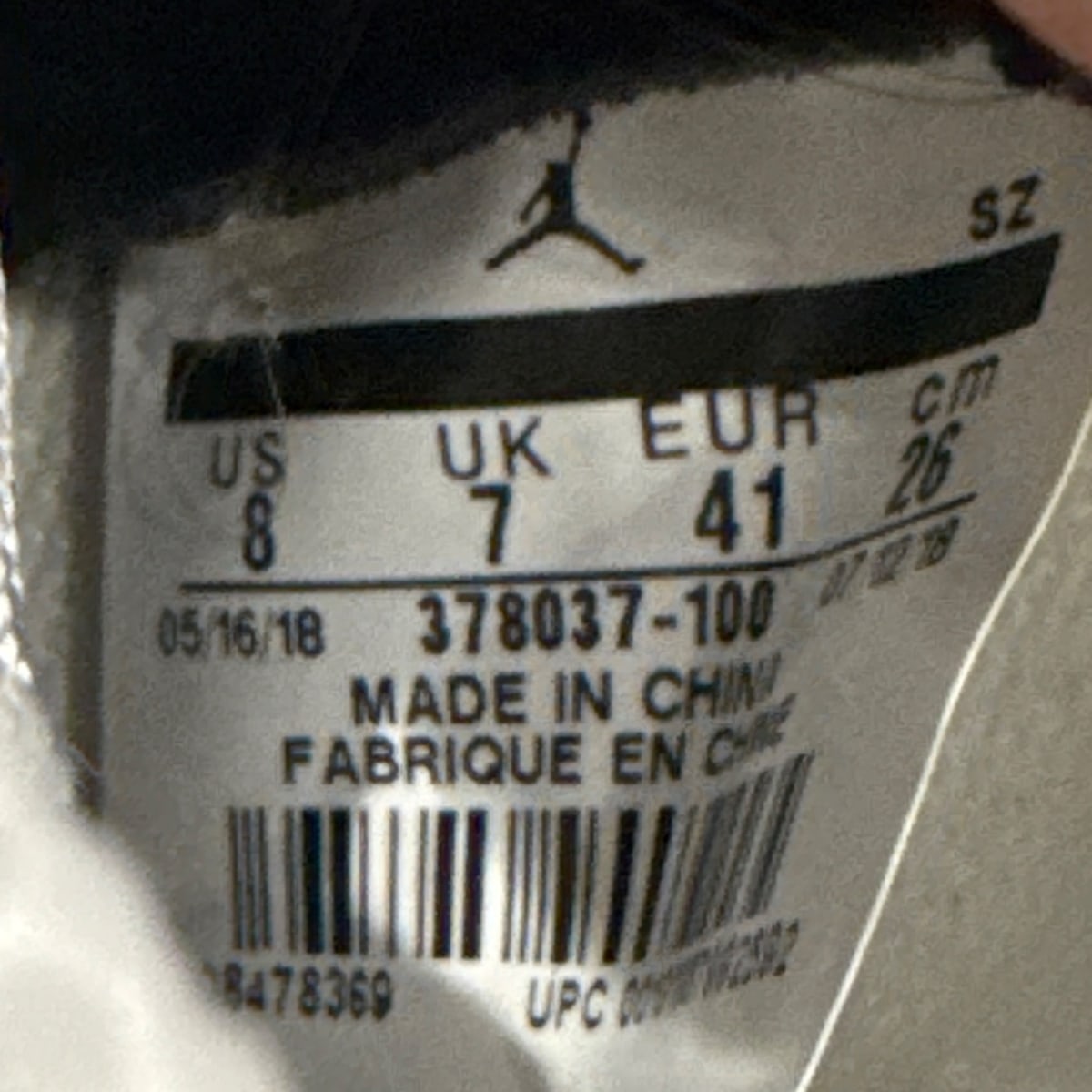 Jordan 11 Retro Concord (2018) Size 8 (VNDS Pre-Owned) - Image 6