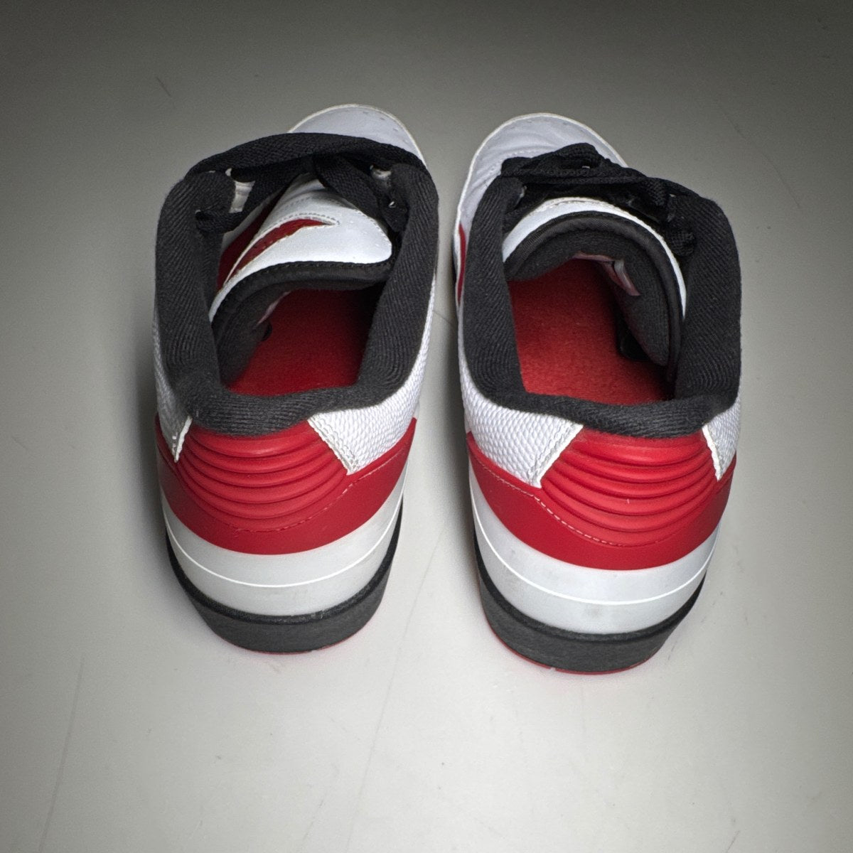 Jordan 2 Retro Low Chicago (2016) Size 11 (Lightly Worn Pre-Owned) - Image 5