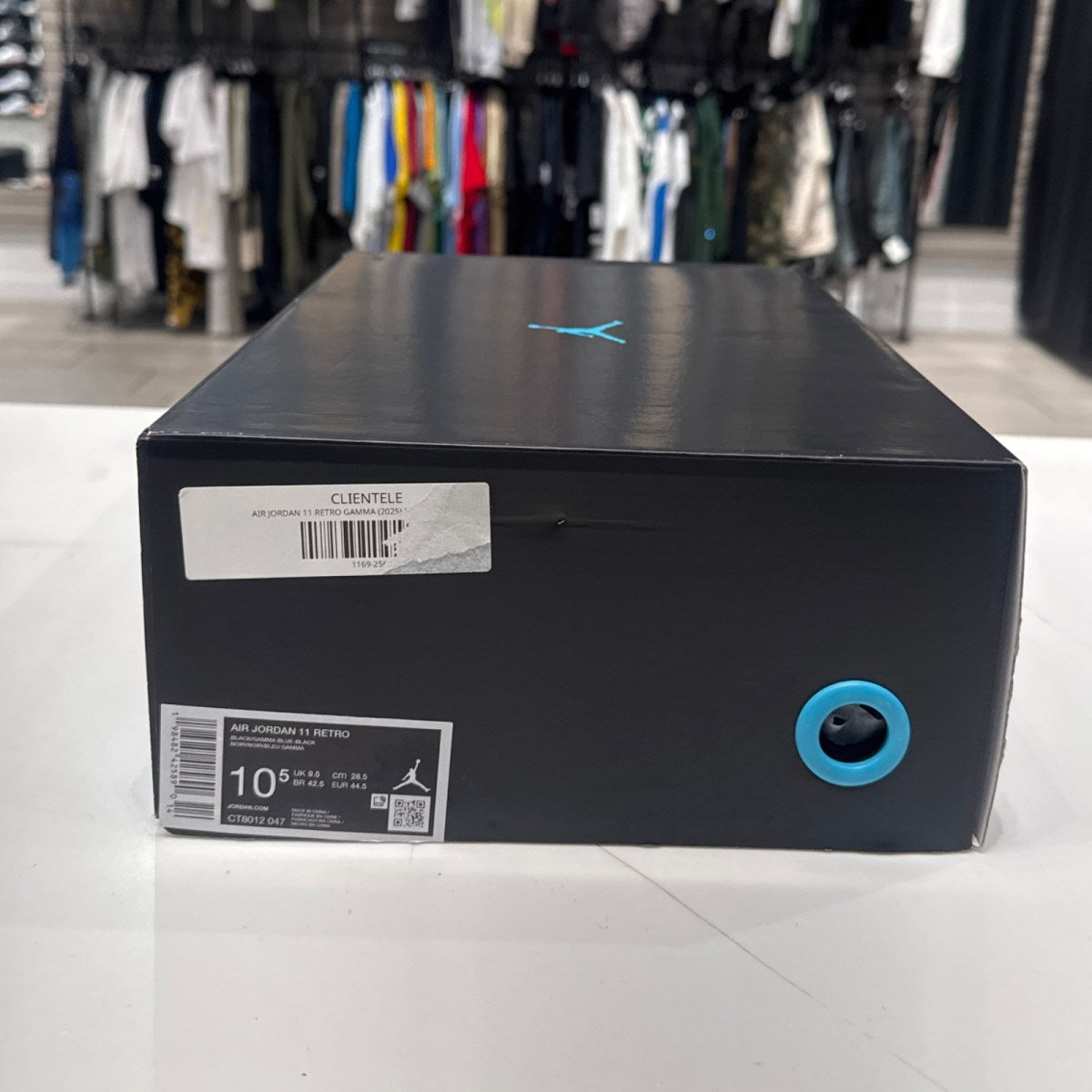 Jordan 11 Retro Gamma Blue (2025) - Image 7