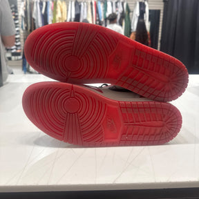 Jordan 1 Retro High OG Spider-Man Across the Spider-Verse - Image 6