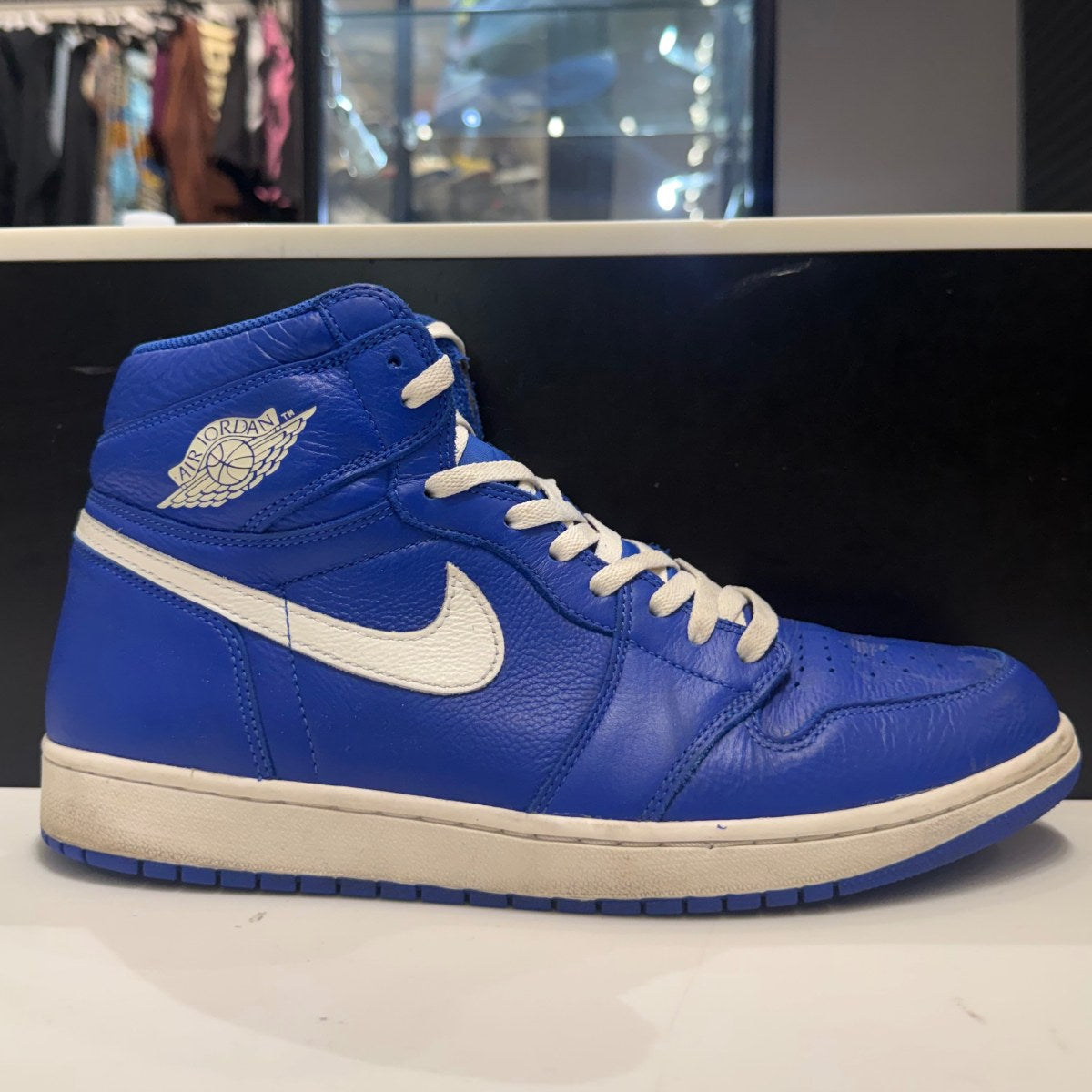 Jordan 1 Retro High Hyper Royal Size 12 (Moderately Worn Pre-Owned) - Image 1