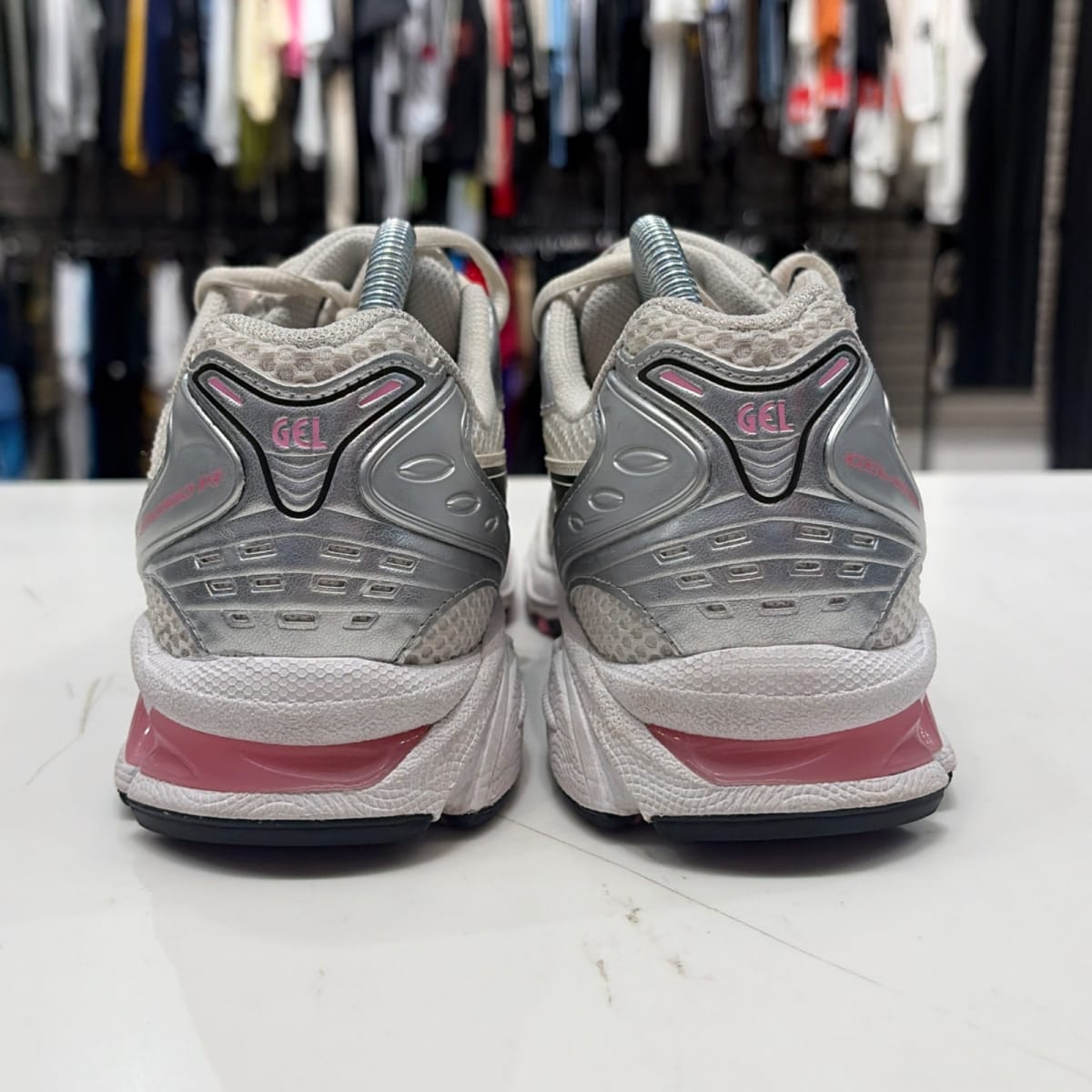 ASICS GEL-Kayano 14 Cream Sweet Pink Size 8 (Lightly Worn Pre-Owned) - tag