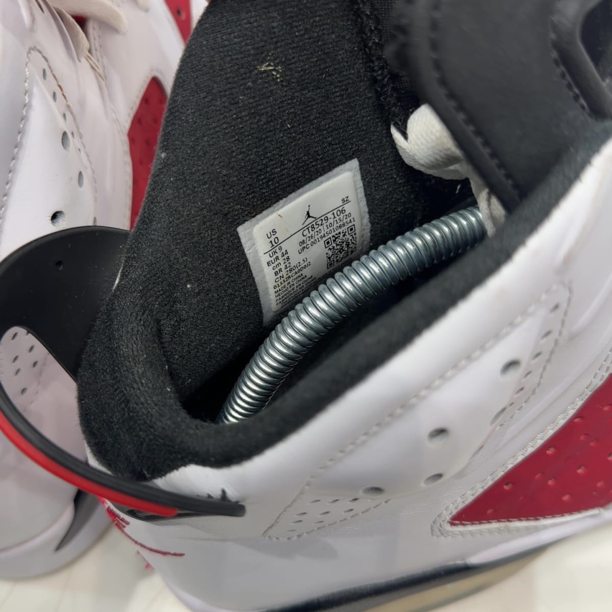 Jordan 6 Retro Carmine (2021) Size 10 (Pre-Owned) - aux