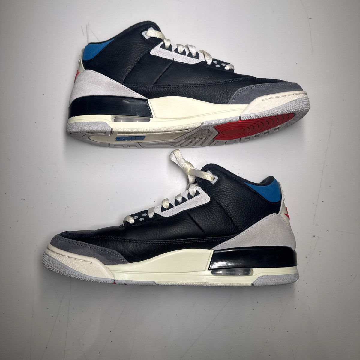 Jordan 3 Retro OG Rare Air Size 11 (Lightly Worn Pre-Owned) - Image 3